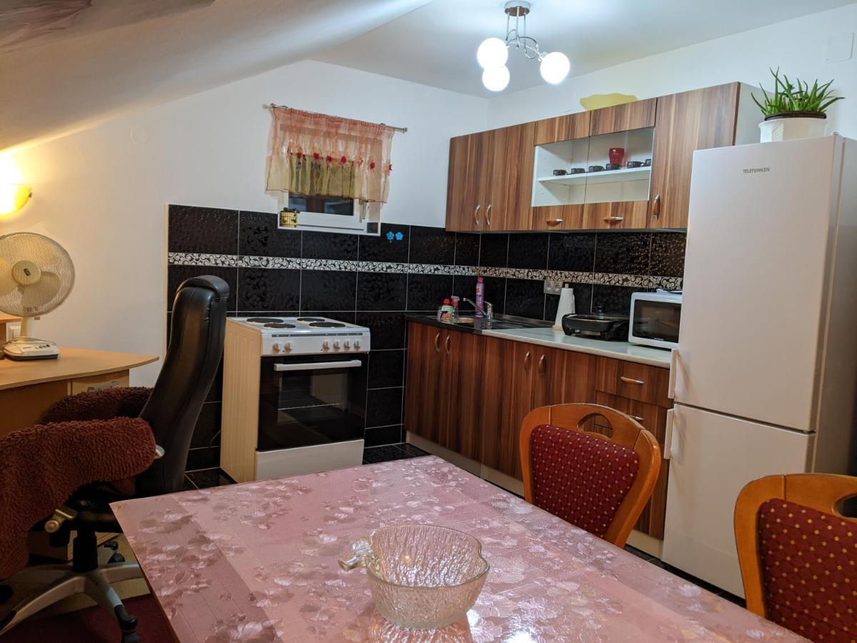 Apartmani Hrastik بيهاتش المظهر الخارجي الصورة